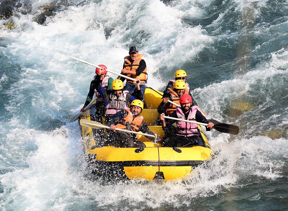 rafting in pakistan