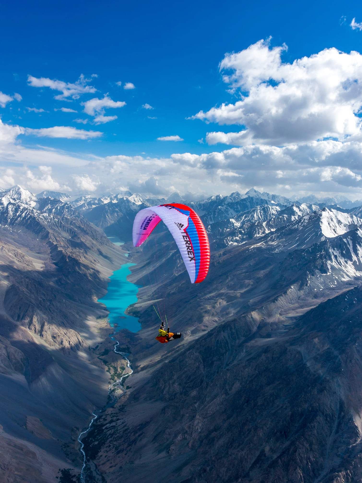 Paragliding in Pakistan